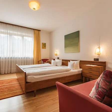 Kreuz Lägenhet Schruns